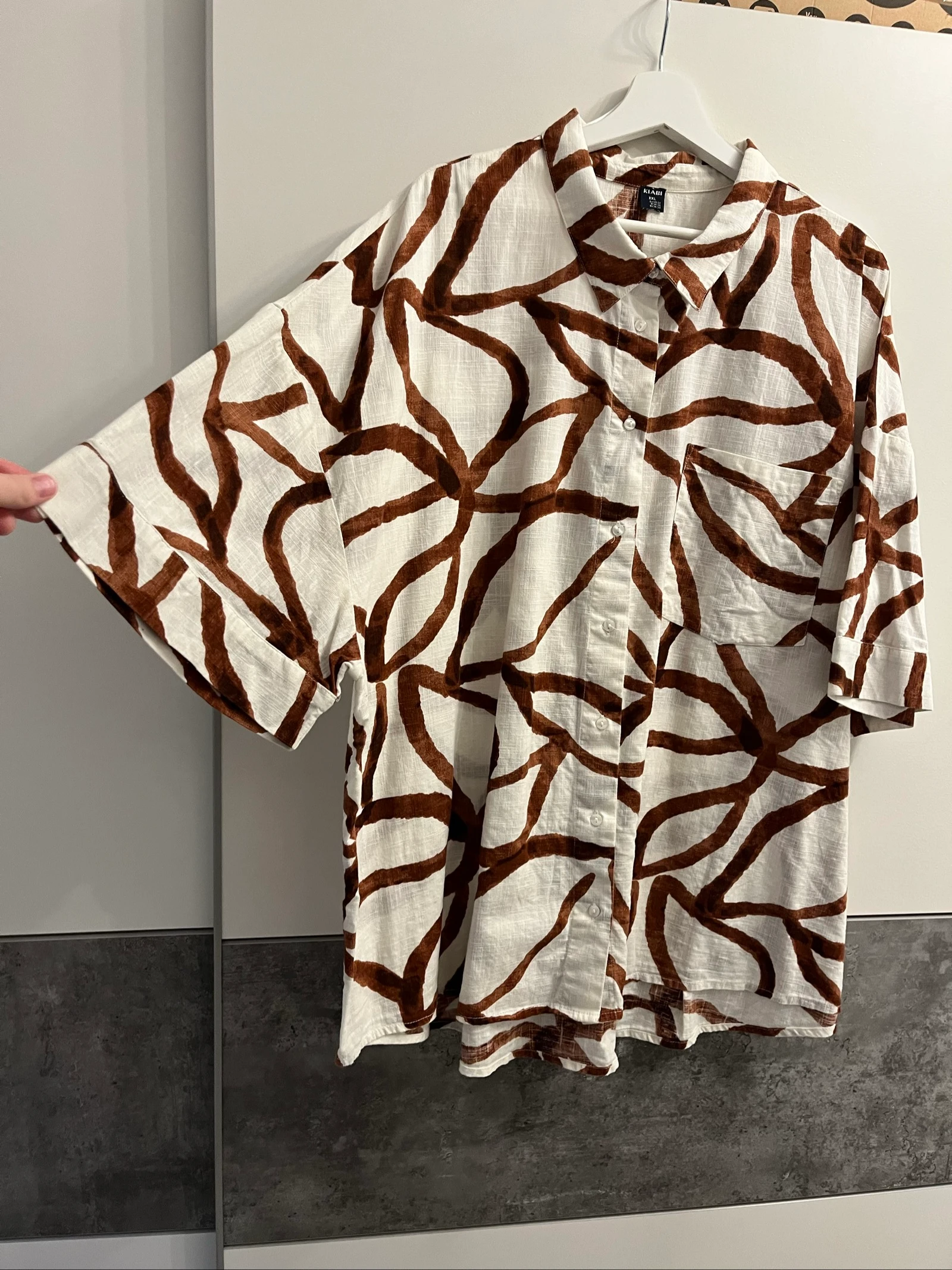 Camisa de manga corta - Kiabi - XXL - Talla grande - Marrón & Blanco - 100% algodón – photo 2